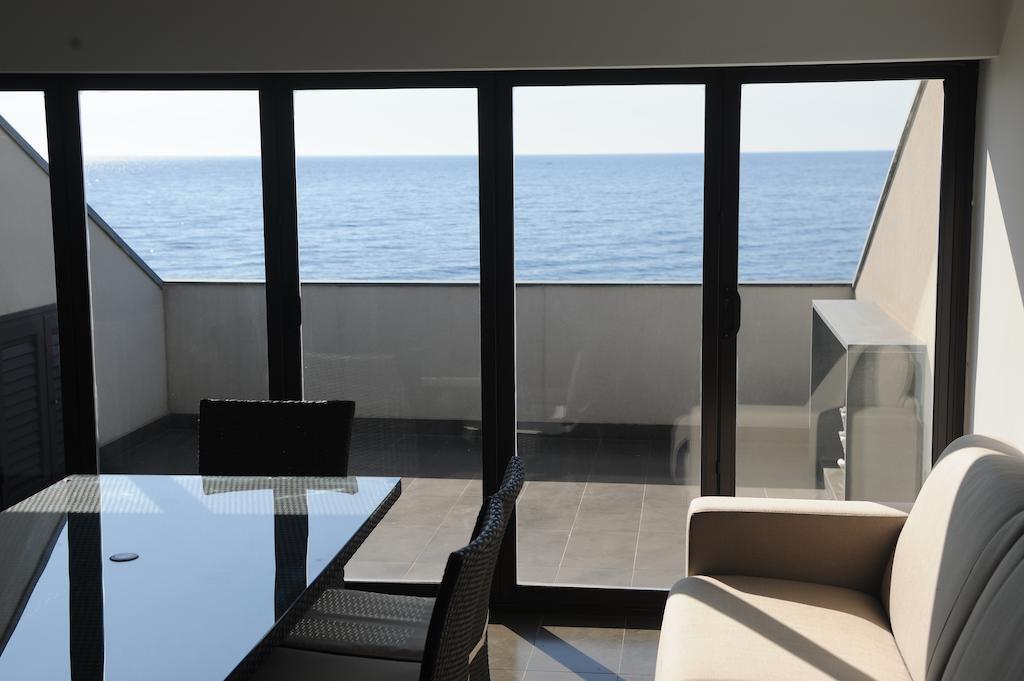 Apartmán The Roof On The Sea Fondachello  Pokoj fotografie